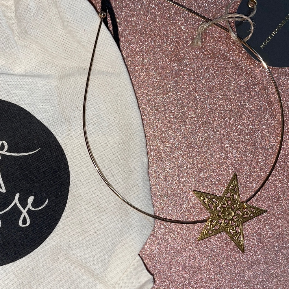 Anthropologie Rock n Rose Star Choker
